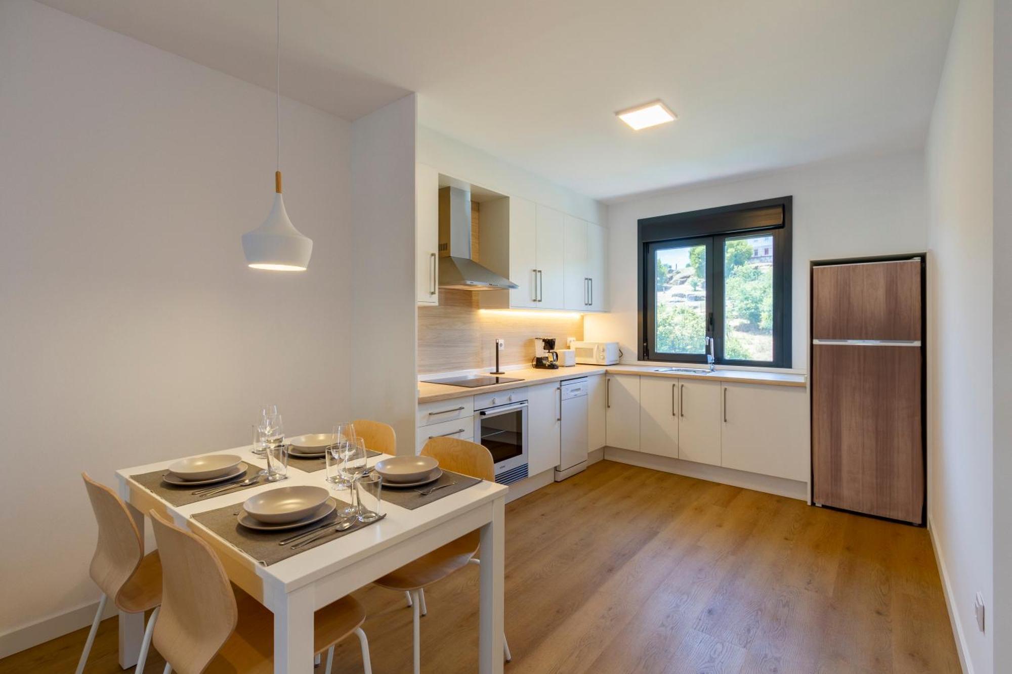 Urbanfive Apartamentos Ourense Centro Екстериор снимка