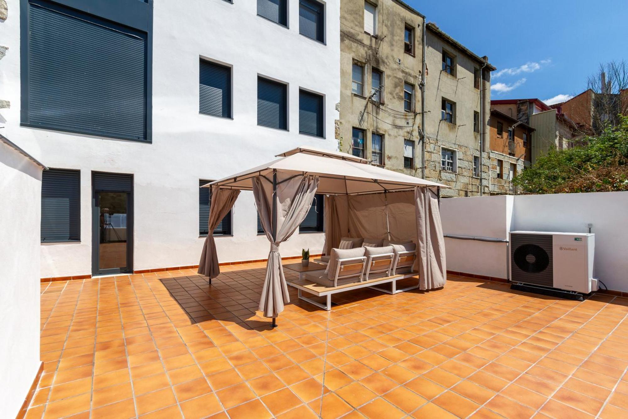 Urbanfive Apartamentos Ourense Centro Екстериор снимка