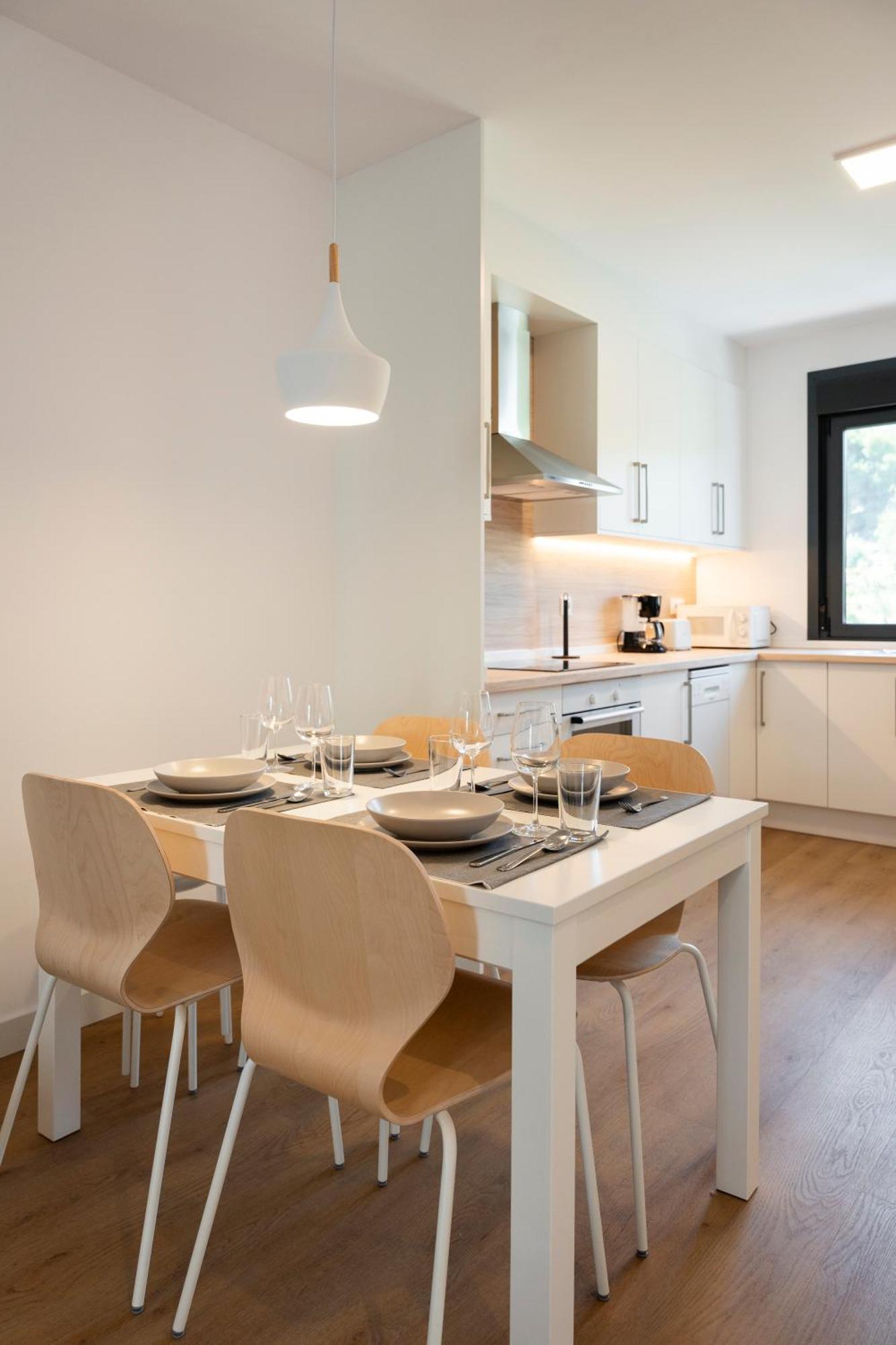 Urbanfive Apartamentos Ourense Centro Екстериор снимка