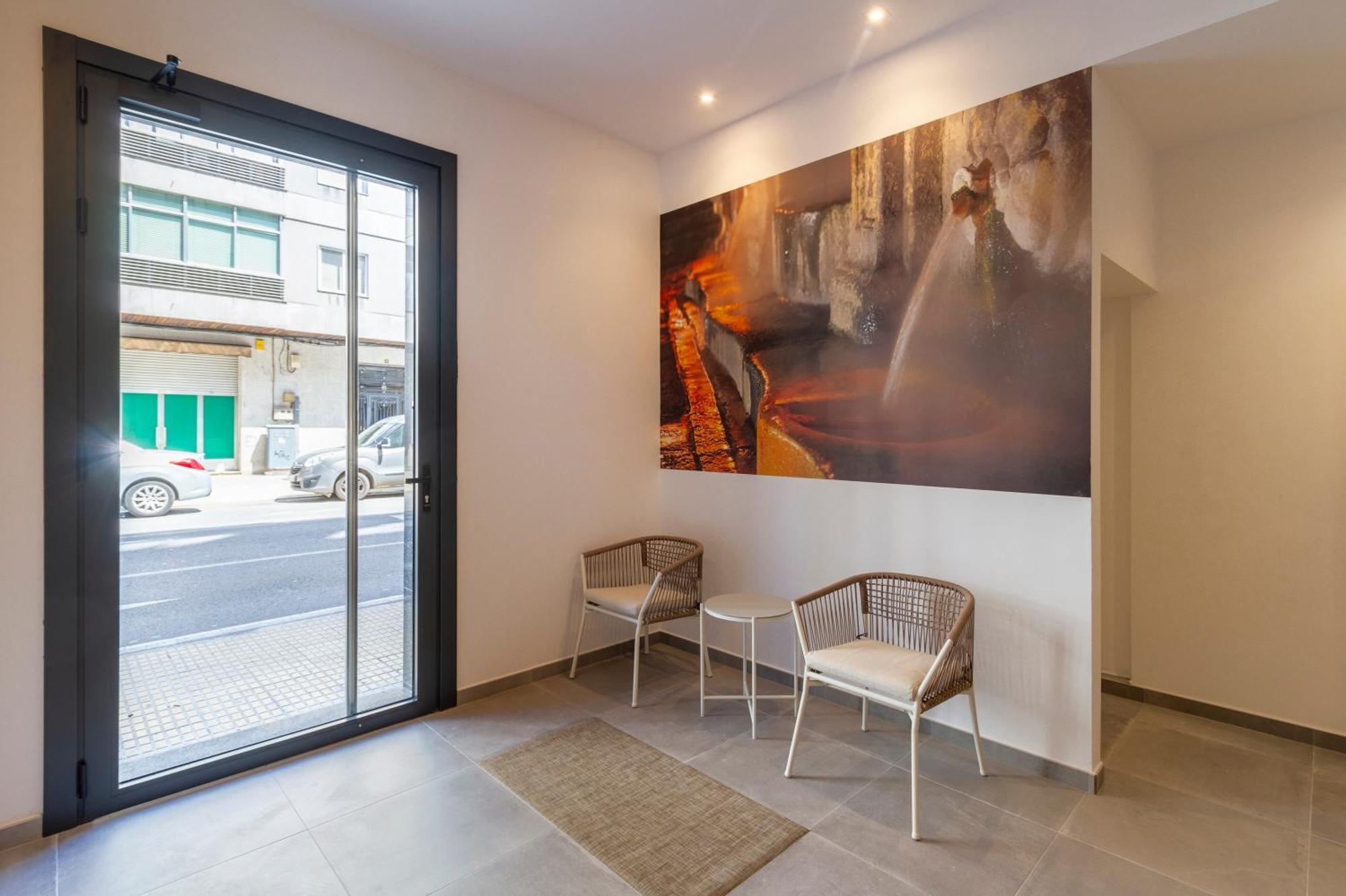 Urbanfive Apartamentos Ourense Centro Екстериор снимка